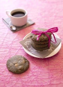 Cookies au sésame noir et chocolat blanc