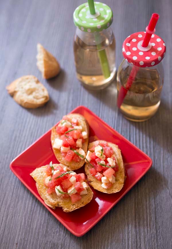 Photo de la recette : Bruschetta de pastèque feta et basilic