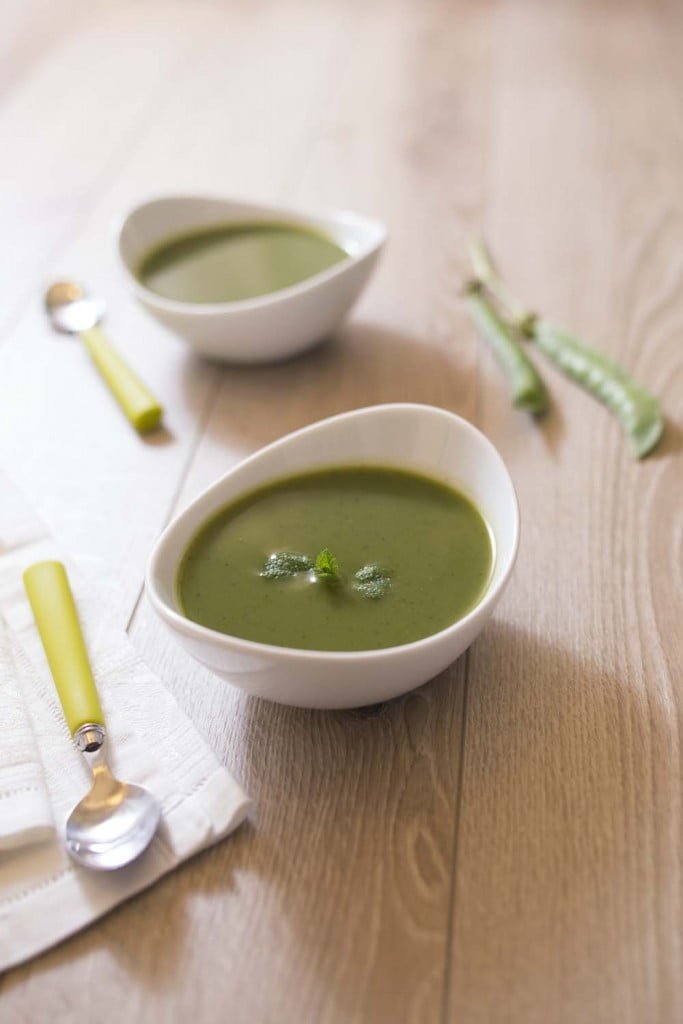 Photo de la recette : Velouté de cosses de petits pois à la menthe