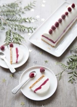 Bûche de Noël vegan citron coco framboises