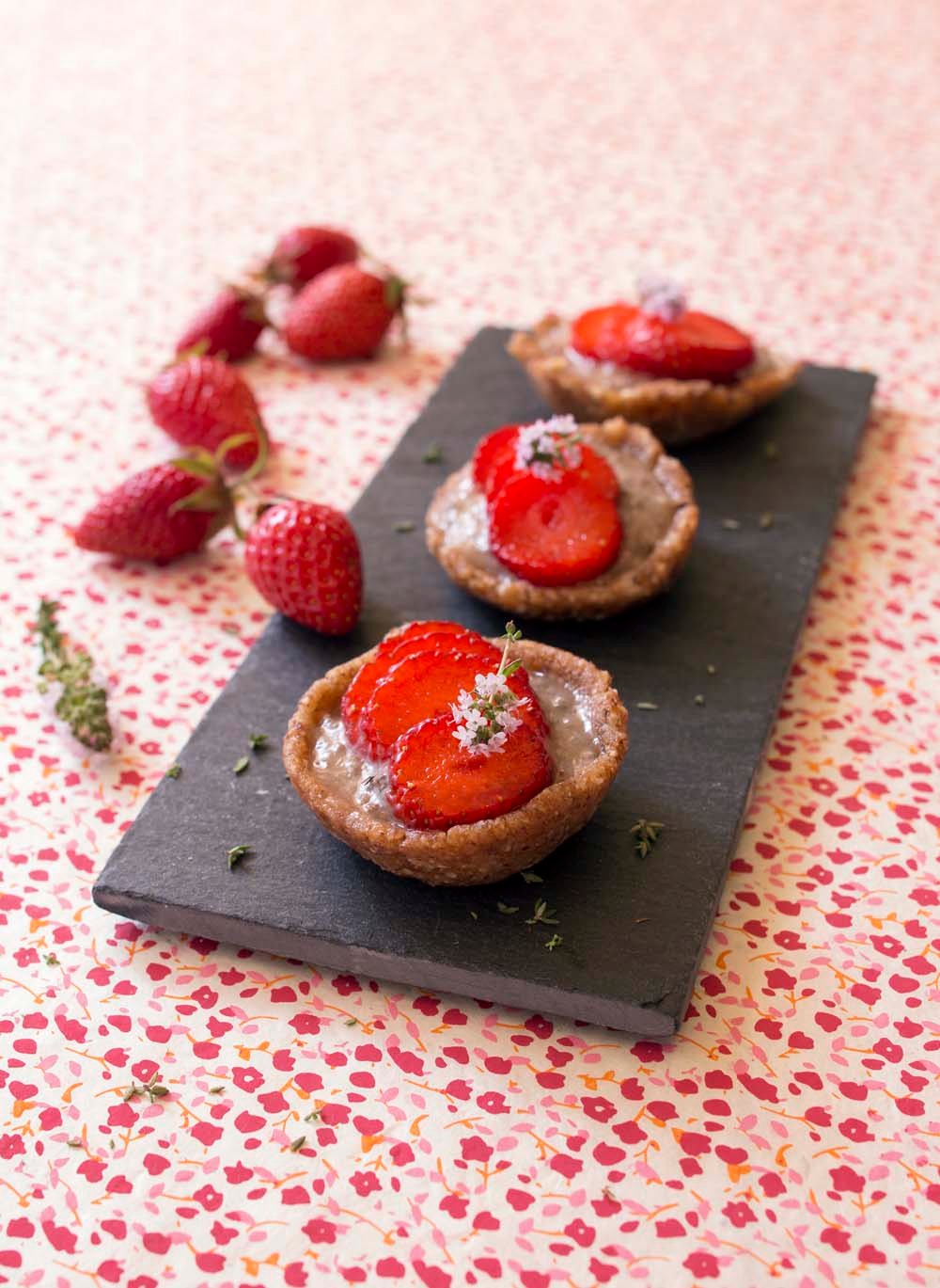 Mini Tartelettes Fraises Banane Vegan Et Cru Recettes De Cuisine Biodelices