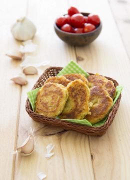 Galettes de lentilles corail, ciboulette et ail : photo de la recette