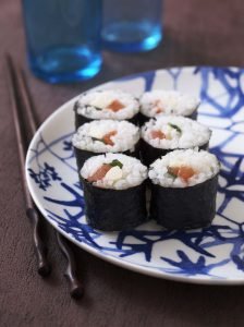 Makis tomates, mozzarella et basilic