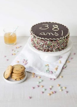 Gâteau d’anniversaire pour les 38 ans de L’Eau Vive