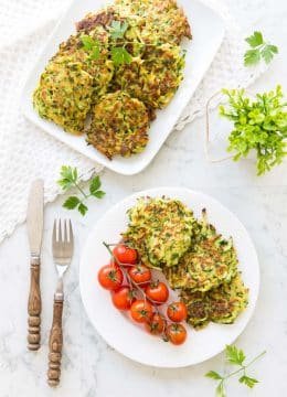 Recette Délicieuses galettes de courgette