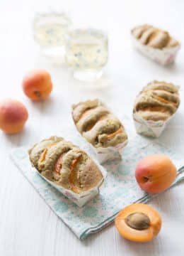 Muffins aux abricots et à la farine de pépins de courge