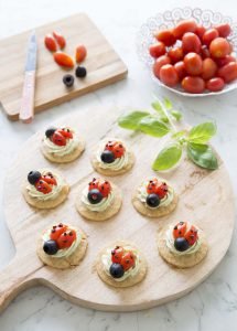 Sablés coccinelle aux tomates cerises