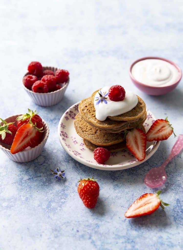 Photo de la recette : Pancakes aux fruits rouges et cannelle – vegan