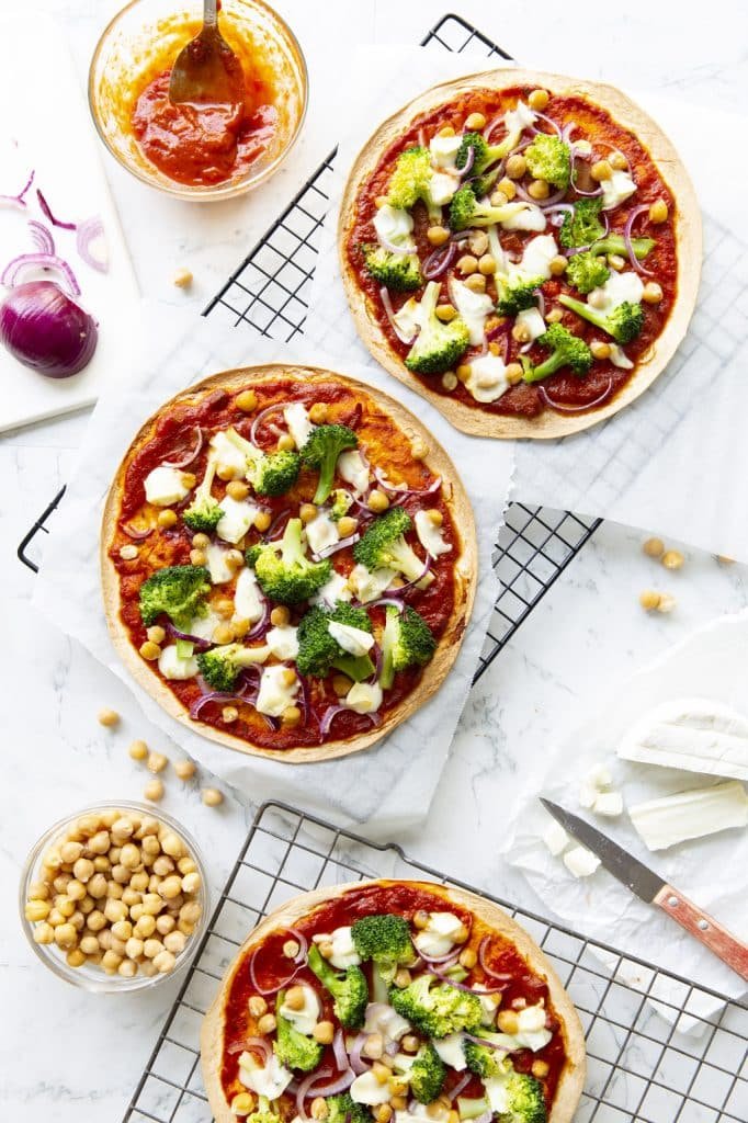 Photo de la recette : Pizza tortillas chèvre et brocolis