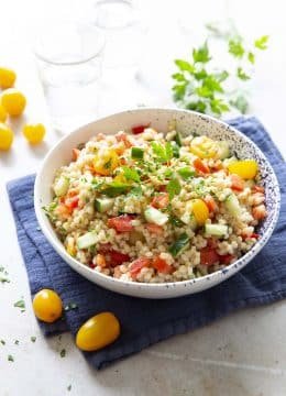 Recette Salade d'orge aux tomates, poivrons et concombre