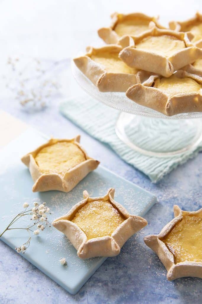 Photo de la recette : Pardulas, tartelettes citron safran