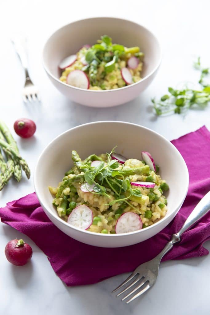 Photo de la recette : Risotto printanier aux asperges, petits pois et radis