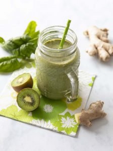 Smoothie vert banane kiwi