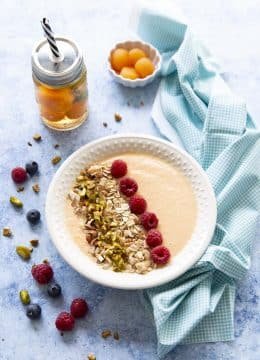 Smoothie bowl melon pour un petit déjeuner gourmand (vegan et sans lactose)