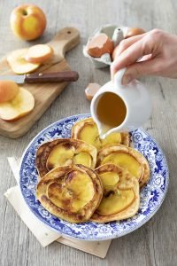 Pancakes pommes cannelle : recette facile pour un brunch original – sans lactose