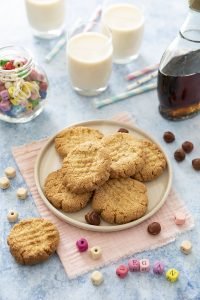 Cookies express 2 ingrédients : noisettes et sirop d’érable – recette vegan