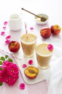 Smoothie onctueux pêche et verveine citronnée