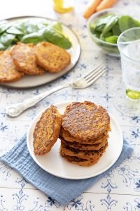 Galettes de carotte au cumin (en vidéo)