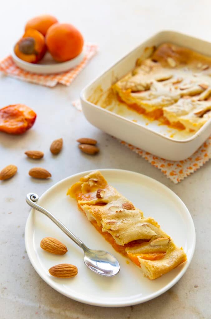 Photo de la recette : Clafoutis abricots amande – sans lactose